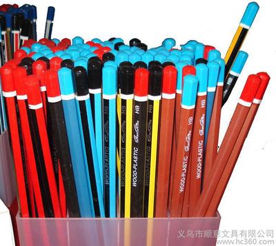 環(huán)保鉛筆 抽條圓桿與木塑鉛筆的細節(jié)之美，學(xué)生用品批發(fā)優(yōu)選